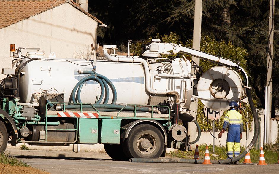 entreprise pour déboucher canalisation Plaisir
